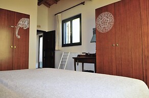 Terrazza sul Castello Ursino by Wonderful Italy