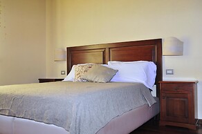 Terrazza sul Castello Ursino by Wonderful Italy