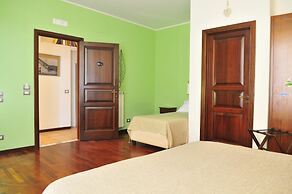 Terrazza sul Castello Ursino by Wonderful Italy