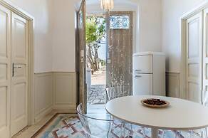 Villa Thea Charming Houses - Duchessa by Wonderful Italy