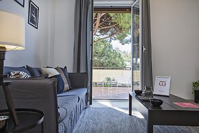 Shelley Apartments by Wonderful Italy - Tree