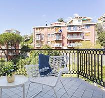 Shelley Apartments - Tree by Wonderful Italy