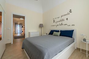 Al Khalisa Apartment by Wonderful Italy