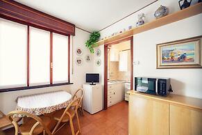 A due Passi dal Mare by Wonderful Italy