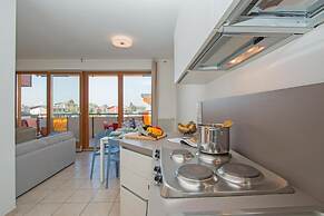 Benacus E4 Apartment by Wonderful Italy