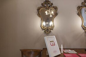 Fancy Apartment in Palazzo Grimaldi by Wonderful Italy