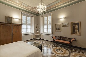 Fancy Apartment in Palazzo Grimaldi by Wonderful Italy