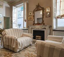 Fancy Apartment in Palazzo Grimaldi by Wonderful Italy
