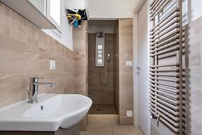 Palazzina Carracci - Appartamento Inoki Ali