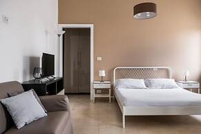 Palazzina Carracci - Appartamento Inoki Ali