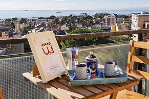 Homey Seaview Apartment by Wonderful Italy