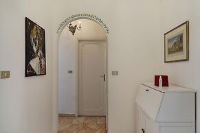 Homey Seaview Apartment by Wonderful Italy