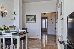 Homey Seaview Apartment by Wonderful Italy