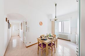 I Fiori 3 16 Apartment by Wonderful Italy