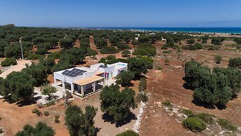 Villa Torre Guaceto con Piscina by Wonderful Italy