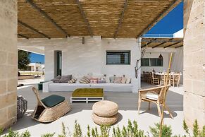 Villa Torre Guaceto con Piscina by Wonderful Italy