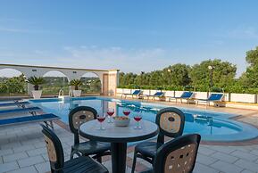 Casa Girasole D a Villa Safi con Piscina