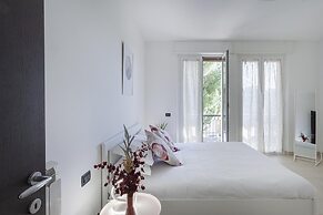 Shelley Apartments by Wonderful Italy - Waves