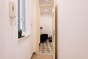 Casa Rorr nei Pressi di Via Roma by Wonderful Italy