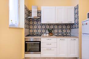 Casa Rorr nei Pressi di Via Roma by Wonderful Italy