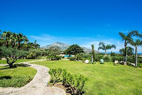 L Ulivo Blu - One-bedroom With Garden