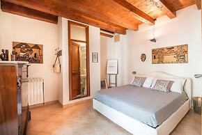 Nice Apartment in Palazzo Vatticani