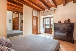 Nice Apartment in Palazzo Vatticani