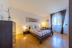 I Tulipani B5 Apartment by Wonderful Italy