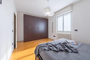 I Tulipani B5 Apartment by Wonderful Italy