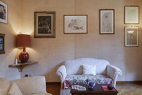 La Finestra sul Cortile di Via Roma by Wonderful Italy