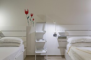 XXV Aprile by Wonderful Italy - Salvia