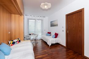 Studio con Terrazzo nei Pressi Dell Universit by Wonderful Italy