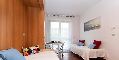 Studio con Terrazzo nei Pressi Dell Universit by Wonderful Italy