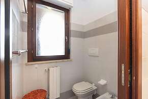 Studio con Terrazzo nei Pressi Dell Universit by Wonderful Italy