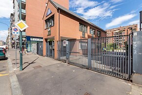 Studio con Terrazzo nei Pressi Dell Universit by Wonderful Italy