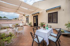 Casa d Arte Ugdulena With Terrace and Pool