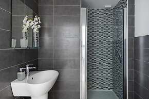 Dioniso Smart Suite With Balcony by Wonderful Italy