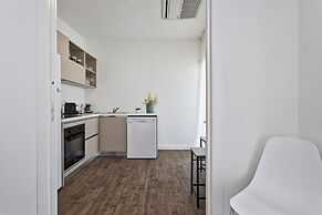 Deluxe Apartment - Grey by Wonderful Italy