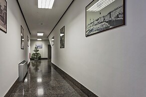 Deluxe Apartment - Grey by Wonderful Italy