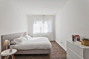 Deluxe Apartment - Grey by Wonderful Italy