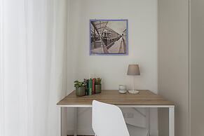 Deluxe Apartment - Grey by Wonderful Italy