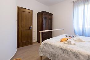 Borgo Adige 12 Apartment by Wonderful Italy