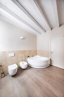 Corte Benaco by Wonderful Italy - Lugana