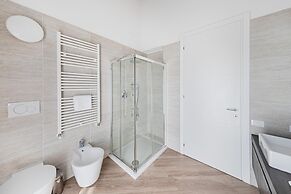 Residenza Miralago With Pool - Penthouse With Lake View