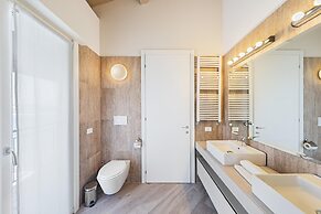 Residenza Miralago With Pool - Penthouse With Lake View