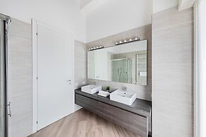 Residenza Miralago With Pool - Penthouse With Lake View