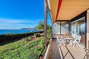 La Brise C B2 by Wonderful Italy