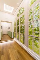 Vittorio Emanuele Modern Apartment IV by Wonderful Italy