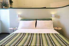 Vittorio Emanuele Modern Apartment IV by Wonderful Italy