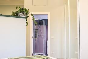 Vittorio Emanuele Modern Apartment IV by Wonderful Italy